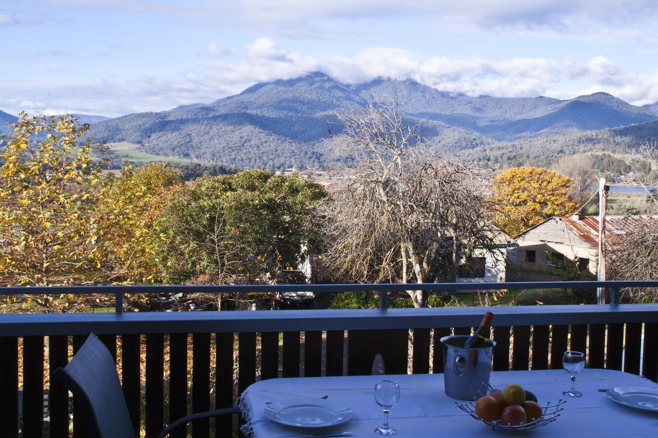 Alpenhorn Holiday Units Mount Beauty Exterior foto